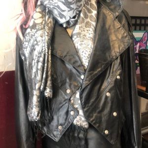 True vintage batwing leather jacket